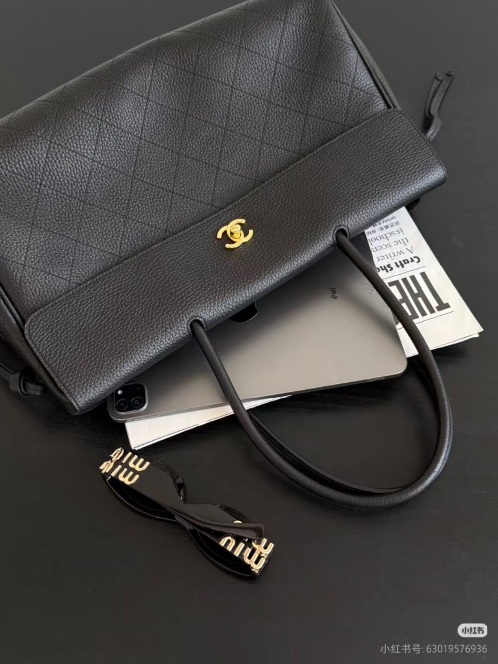 Classic CHANEL Bags: A Stylish and Versatile Choice for Elegance - Picture 9 of 9